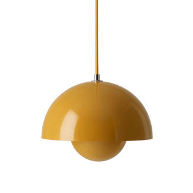 GlowOrb: Schwebende Pendelleuchte im eleganten Kugel-Design