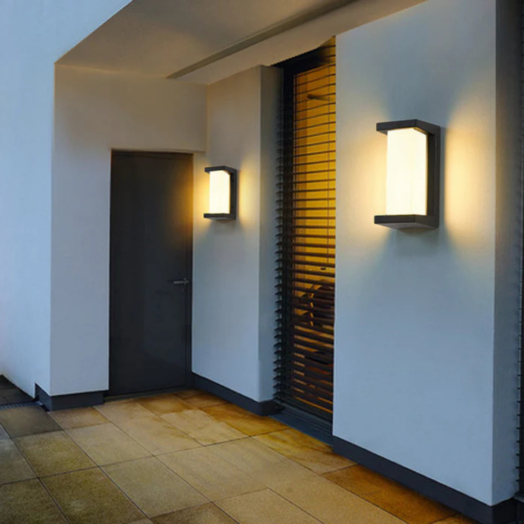 LED Außenwandleuchte mit Bewegungsmelder IP65, schwarz & sicher