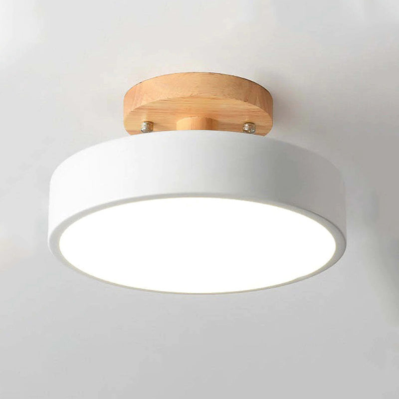 LumenWood: Moderne LED-Deckenleuchte mit natürlichem Holzrahmen