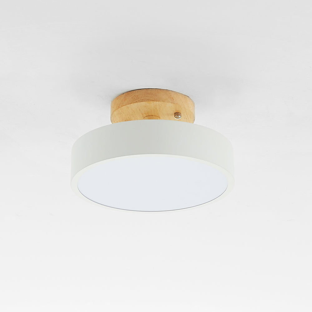 LumenWood: Moderne LED-Deckenleuchte mit natürlichem Holzrahmen