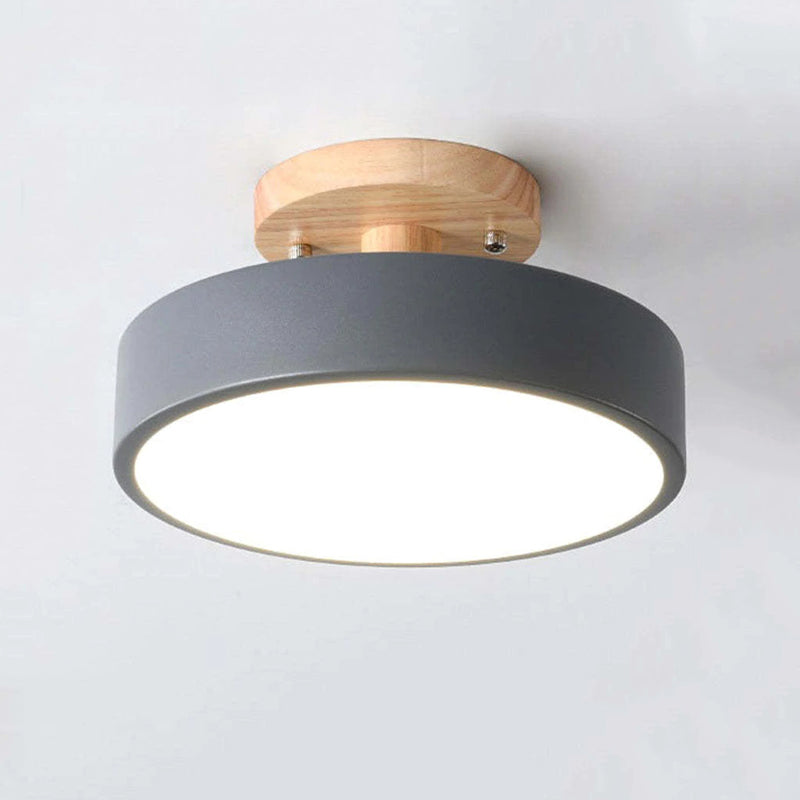 LumenWood: Moderne LED-Deckenleuchte mit natürlichem Holzrahmen