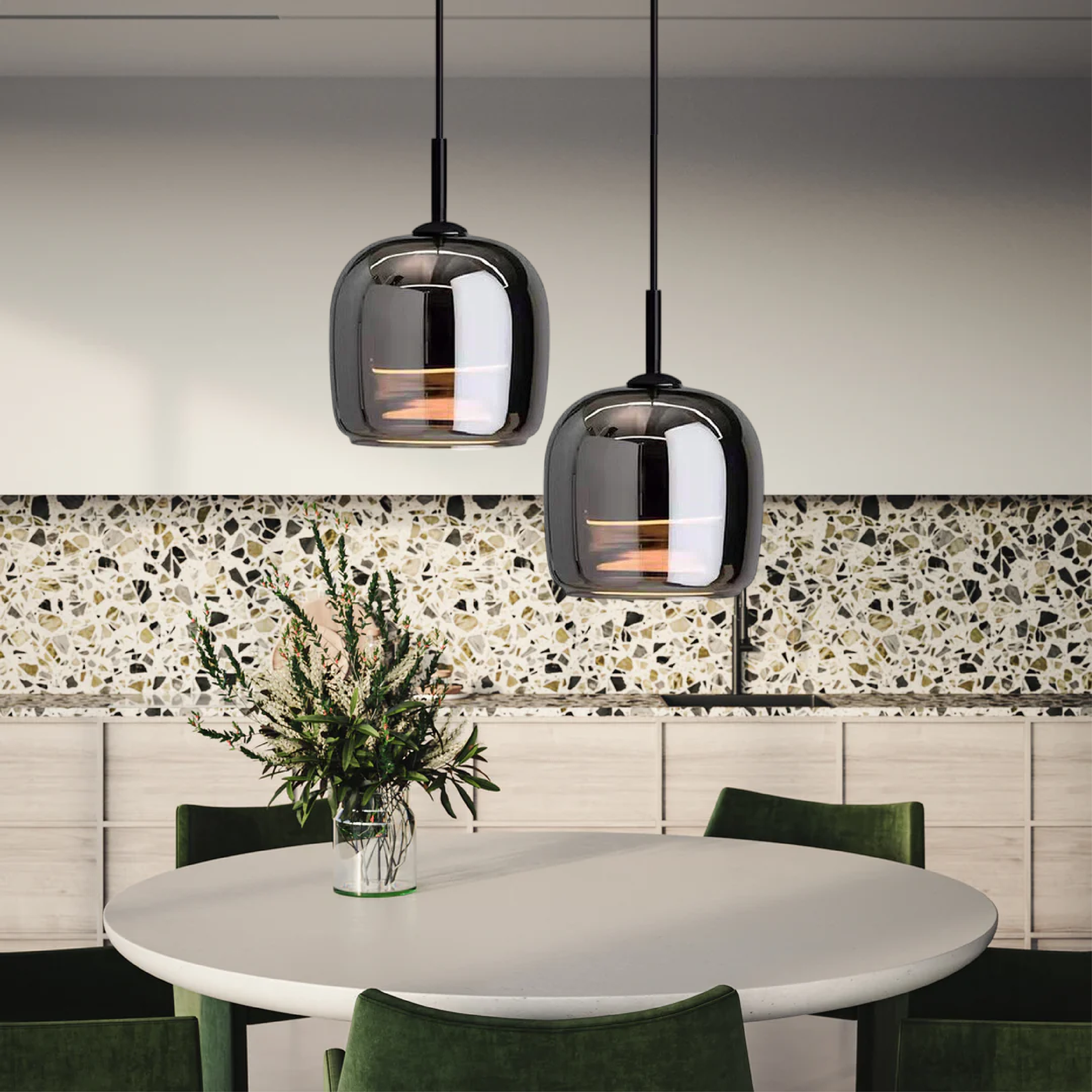 OnyxSchein: Pendelleuchte mit edlem Glas für zeitlose Eleganz