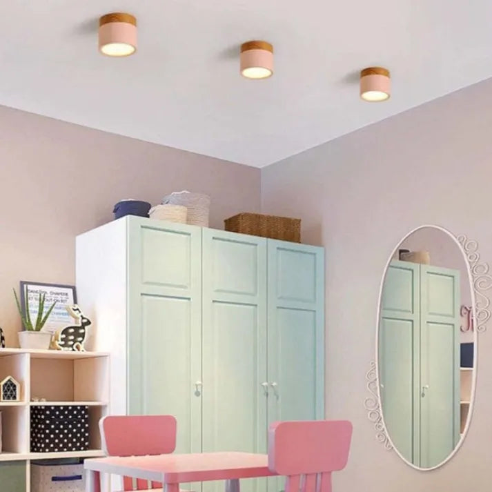 ZentroLicht: Minimalistische LED-Deckenleuchte im Zylinder-Design