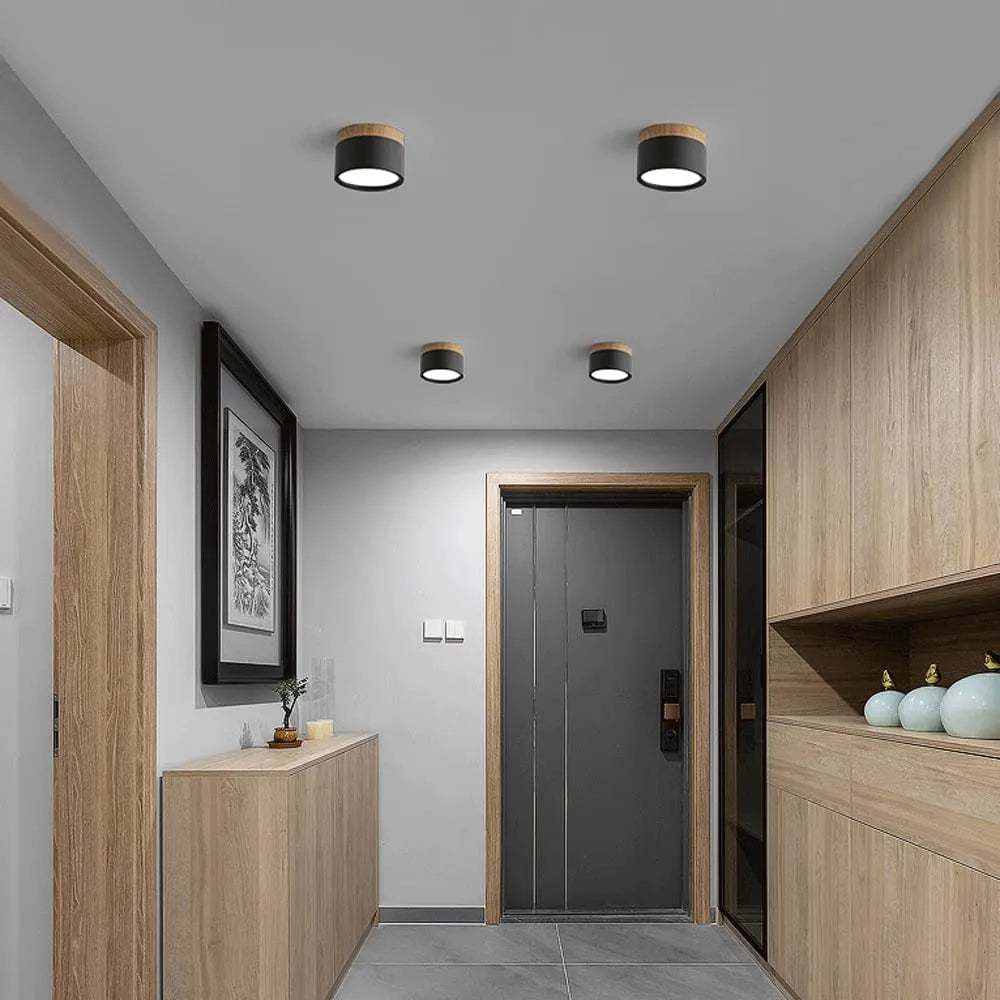ZentroLicht: Minimalistische LED-Deckenleuchte im Zylinder-Design