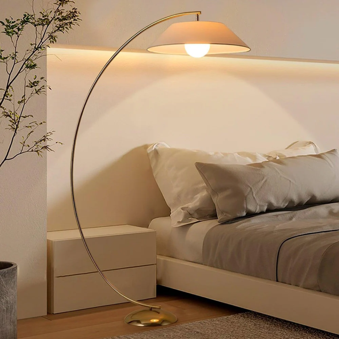 Elegante LED-Stehlampe – dimmbar & stimmungsvolles Licht fürs Wohnzimmer